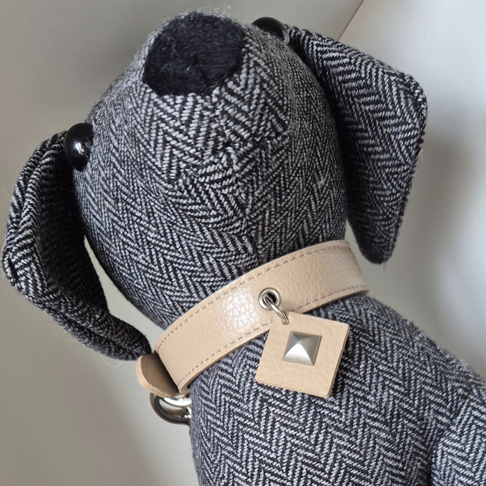 Collare cane DOVE by Snugandfit – Vera Pelle – Colore TORTORA - immagine 4