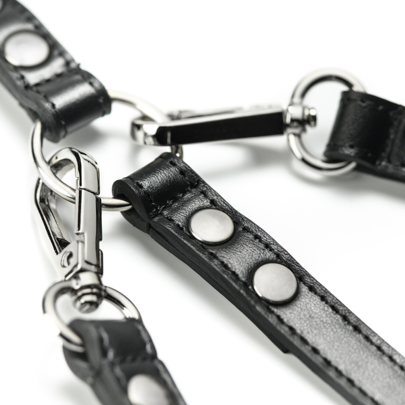 Guinzaglio doppio e triplo Snug&Fit in vera pelle nero con borchie cuore - immagine 3